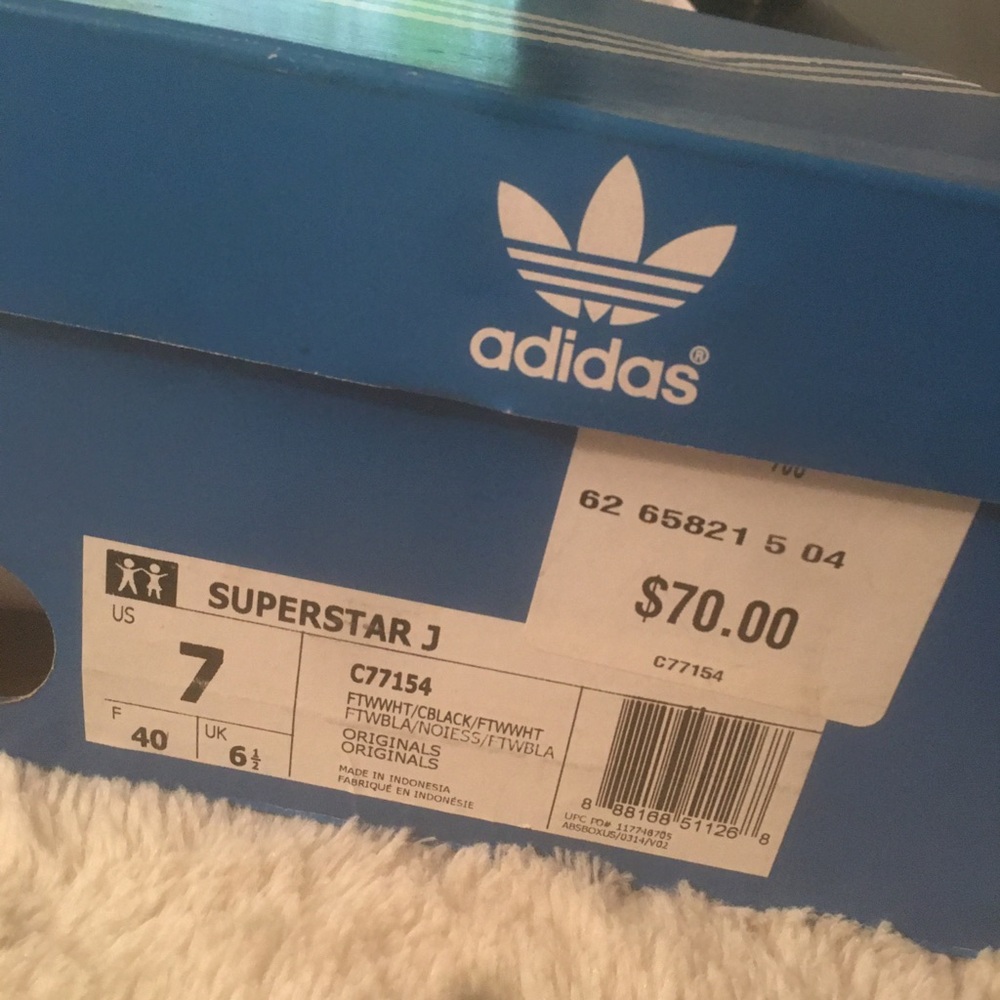 Adidas Superstar - image 4